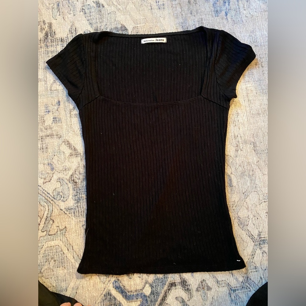 Cute reformation knit top